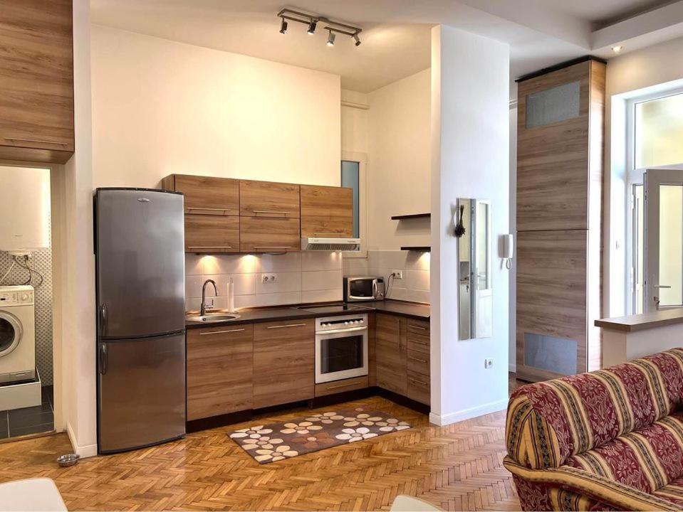 Roland Apartment Downtown - Pope Subway Budapest Exteriör bild
