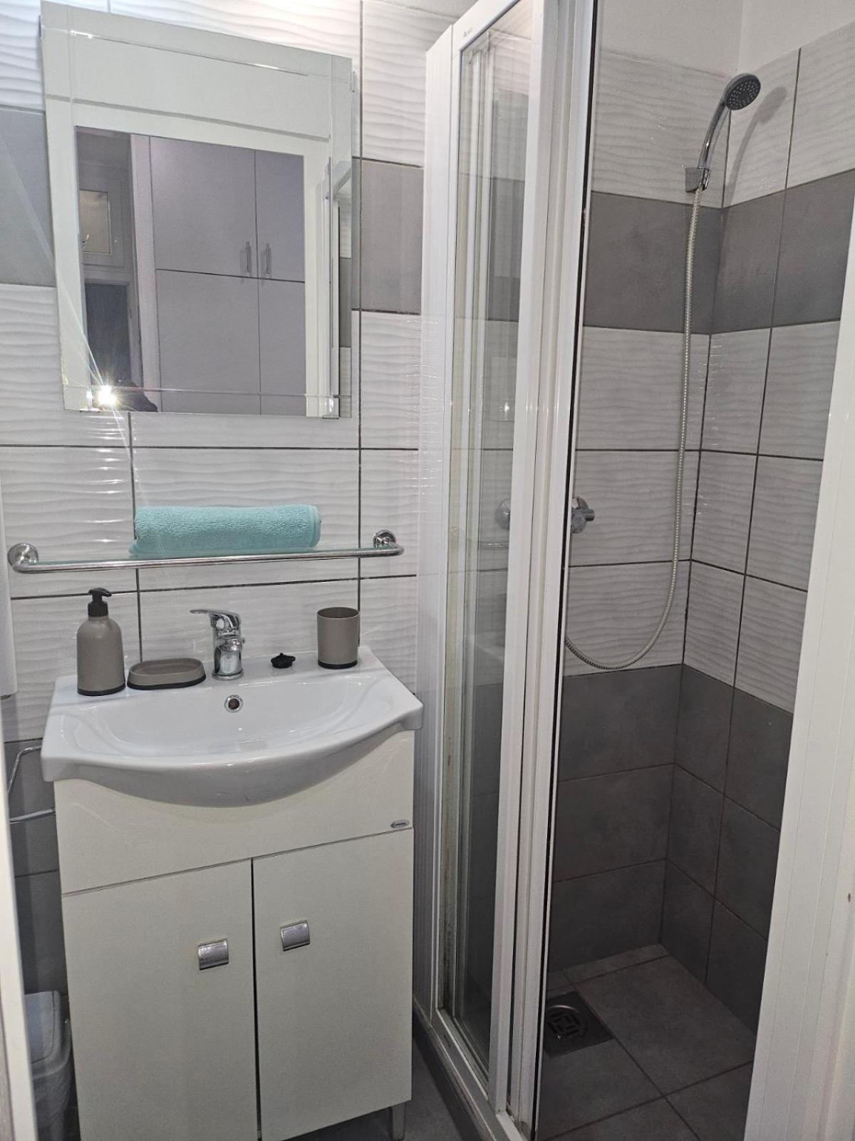 Roland Apartment Downtown - Pope Subway Budapest Exteriör bild